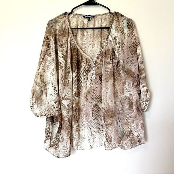 EXPRESS Sheer Animal Print Blouse with Button Detail Size Medium - Picture 1 of 5